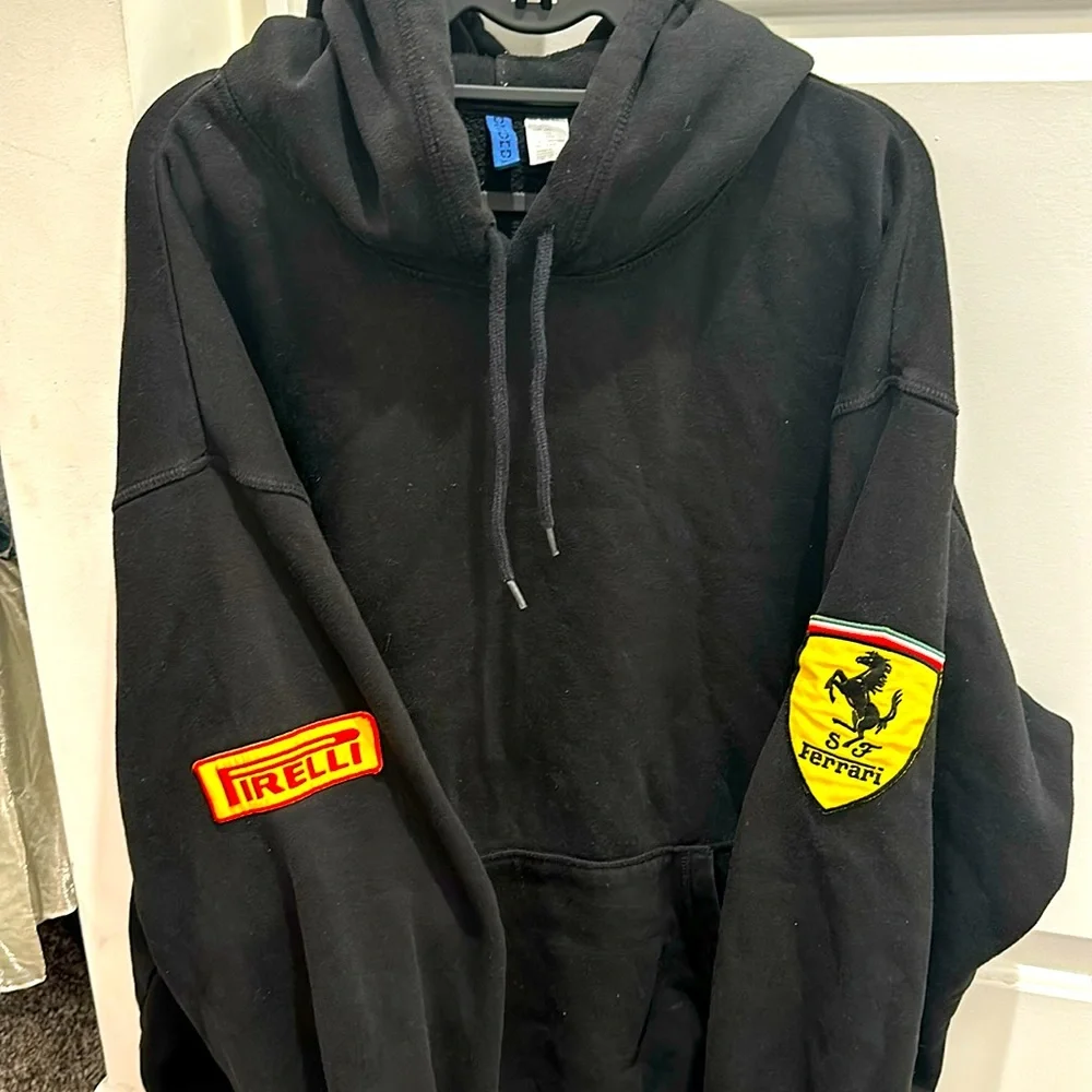 Ferrari Racing Hoodie - Picture 1 of 4